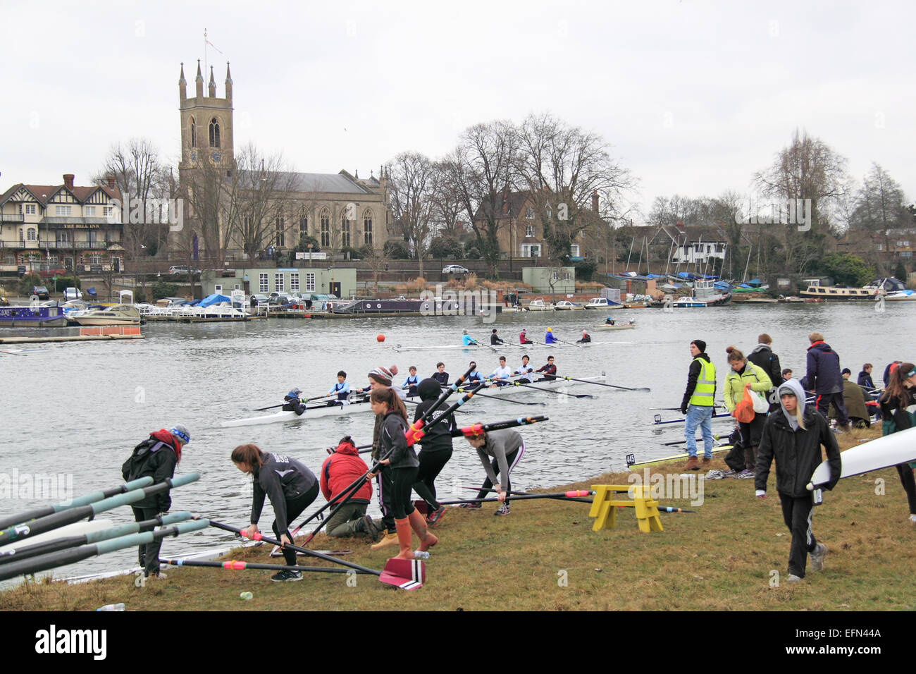 Hampton Head (Junior 4s and 8s) rowing event. River Thames, Hurst Stock