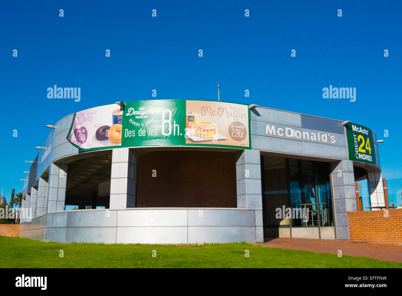 How do you find 24-hour McDonald's locations?