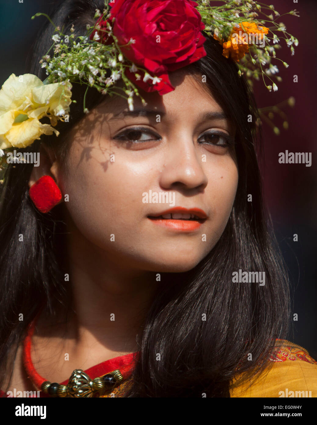 Dhaka, Bangladesh. 13th February, 2015. A Bangladeshi girl has her