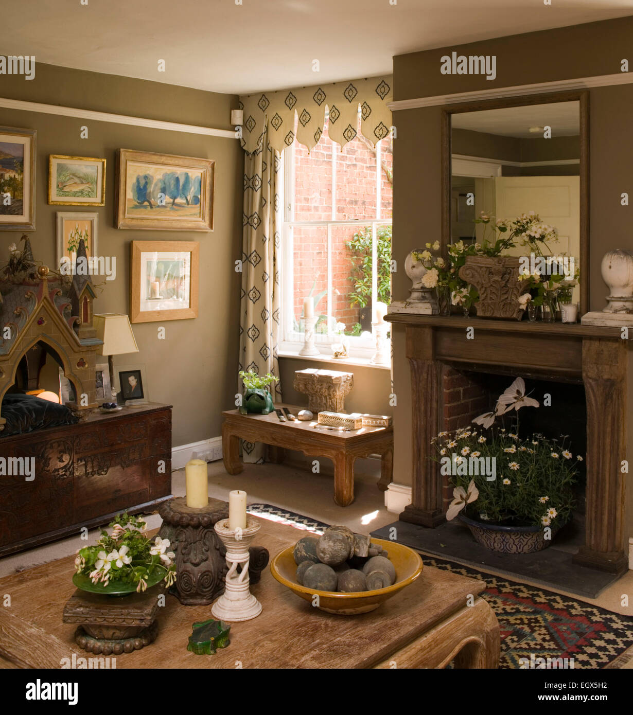 interiors living rooms fireplace traditional stock photos interiors living rooms fireplace traditional stock photos