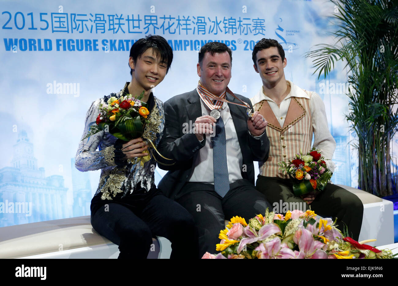 150328-shanghai-march-28-2015xinhua-gold
