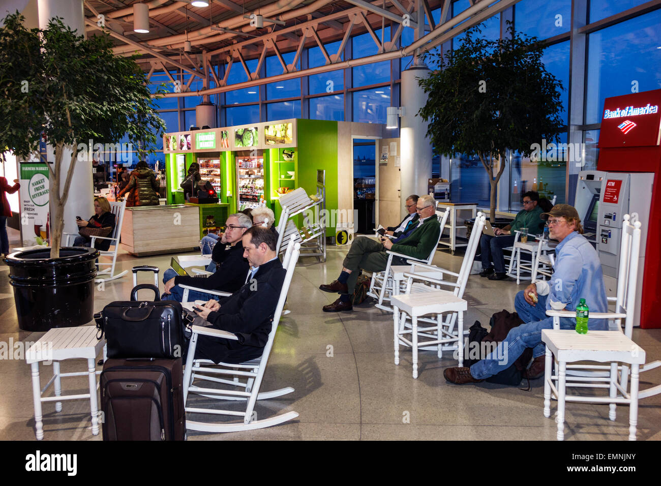 Charlotte North Carolina Charlotte Douglas International Airport Clt Terminal Concourse Gate Area Rocking Chairs Relaxing Charlotte North Carolina Charlotte Douglas International Airport Clt Terminal Concourse Gate Area Rocking Chairs Relaxing