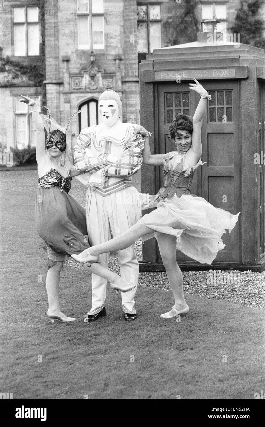 Actor Peter Davison as the 5th Doctor Who with Fielding as Stock