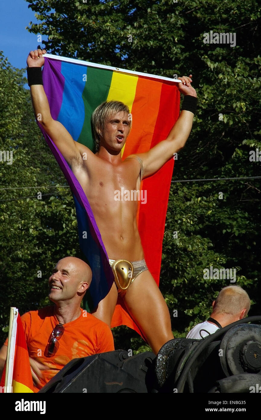 out gay guide free gay pictures of men