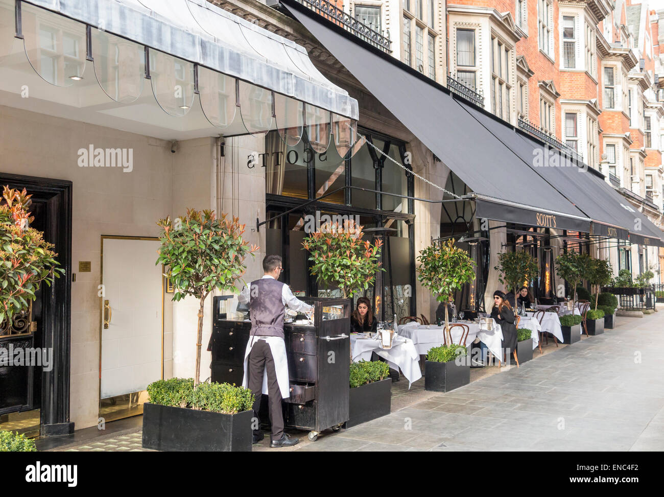 scott-s-of-mayfair-famous-high-class-expensive-fine-dining-stock