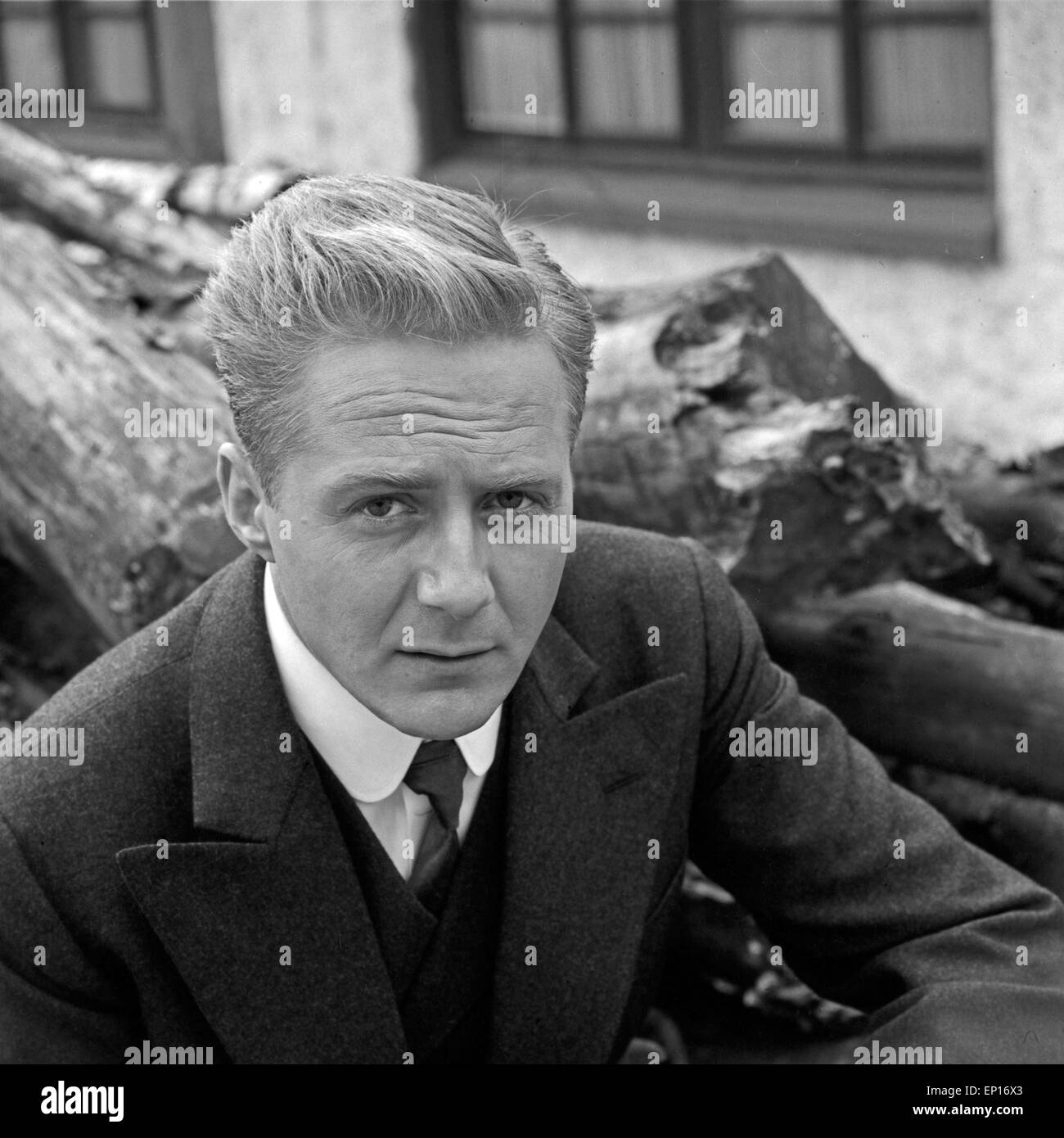 Werner Bruhns Werner Bruhns