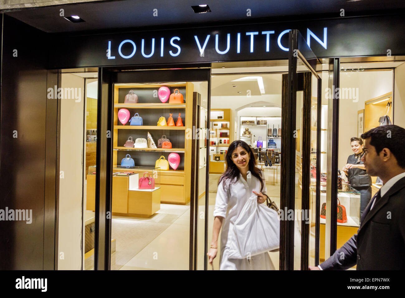 Louis Vuitton Showroom In Mumbai India