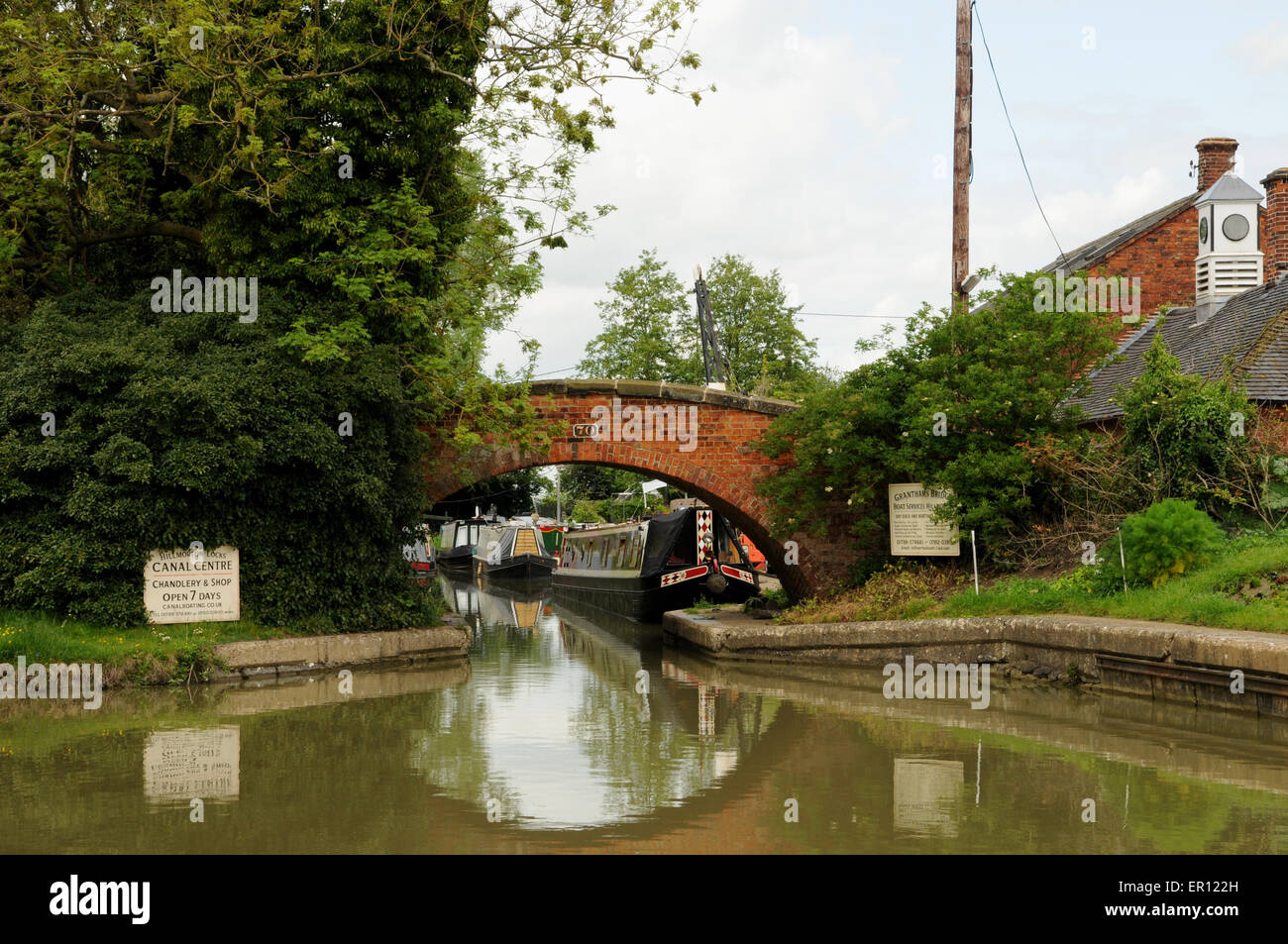 Hillmorton Locks Oxford Canal Hi Res Stock Photography And Images Alamy