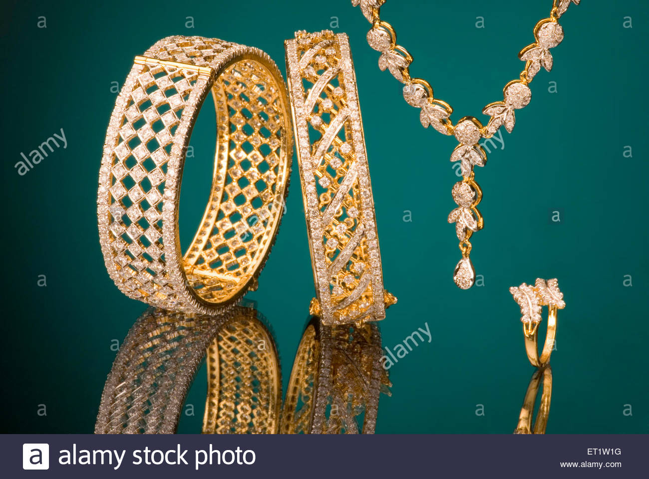 Necklace Set Bangle Ring Gold Diamonds Jewellery Ornaments On