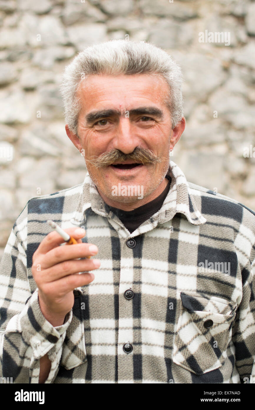 dating an albanian man