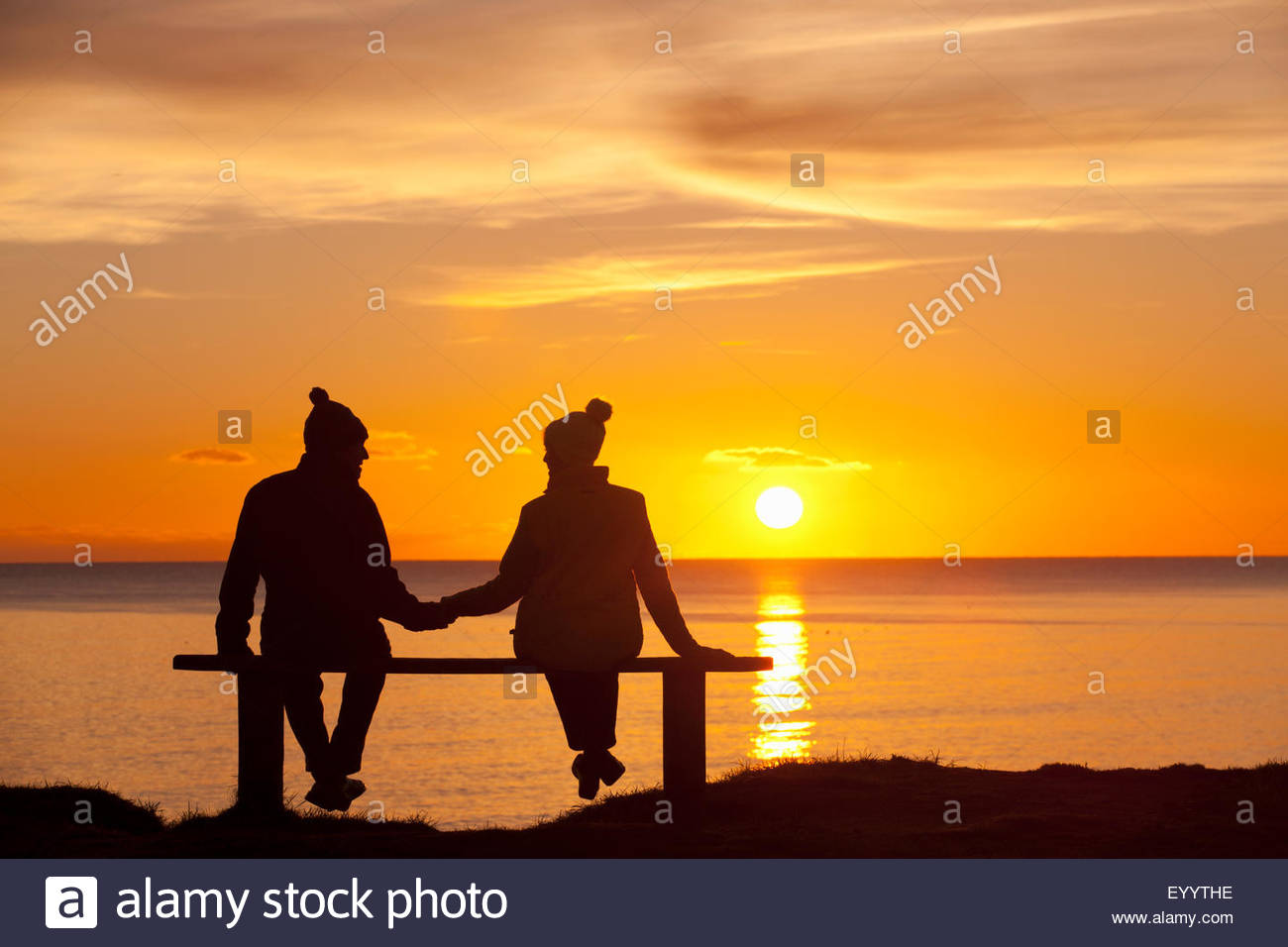 Silhouette of couple, sitting on bench, holding hands, against ... for Couple Holding Hands Silhouette Sunset
56bof Silhouette of couple, sitting on bench, holding hands, against ... for Couple Holding Hands Silhouette Sunset
56bof