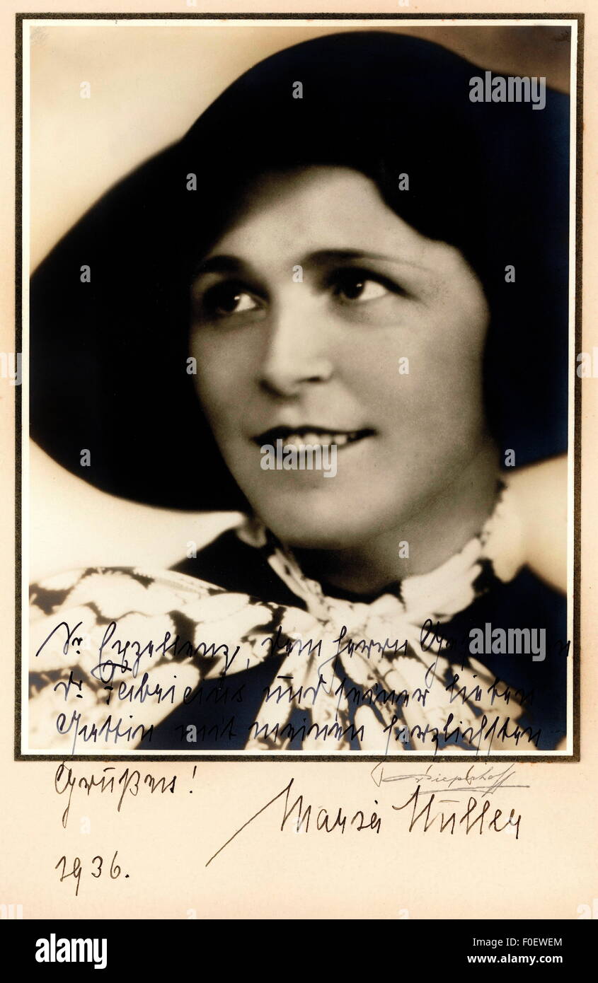 Download preview image - maria-mueller-portrait-with-dedication-1936-F0EWEM