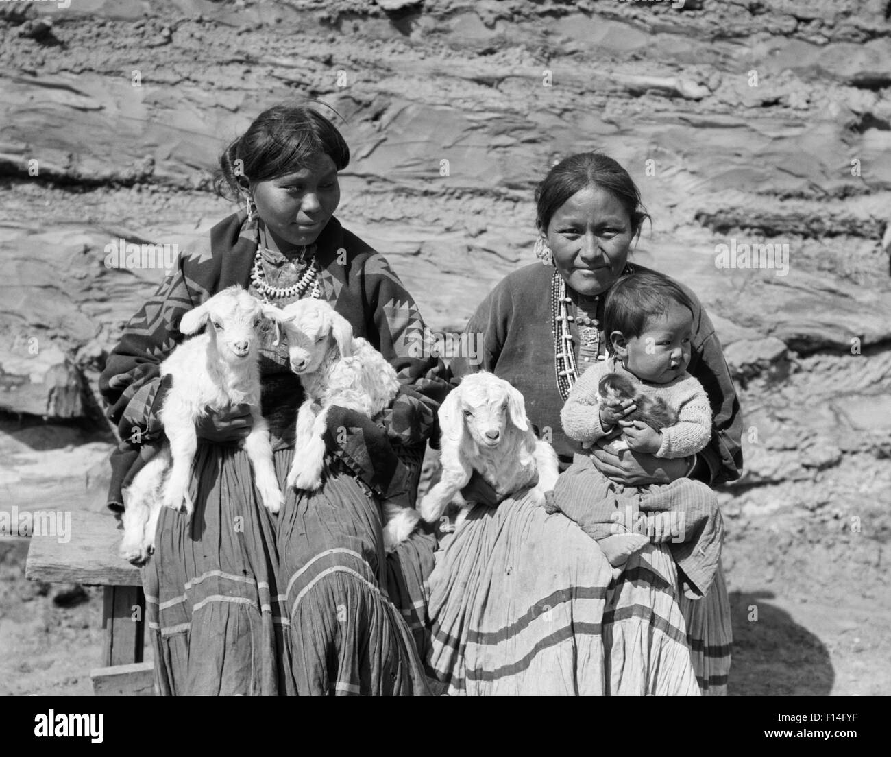 Free Navajo Women Pics Pics And Galleries