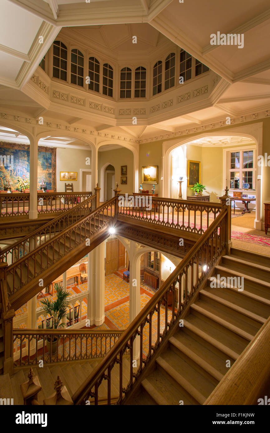grand staircase interior home stock photos & grand staircase grand staircase interior home stock photos & grand staircase