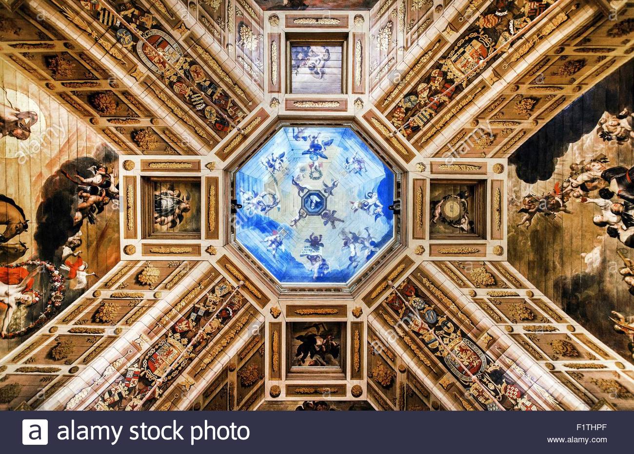 Epa04912671 paintings from the golden age adorn the oranjezaal ...