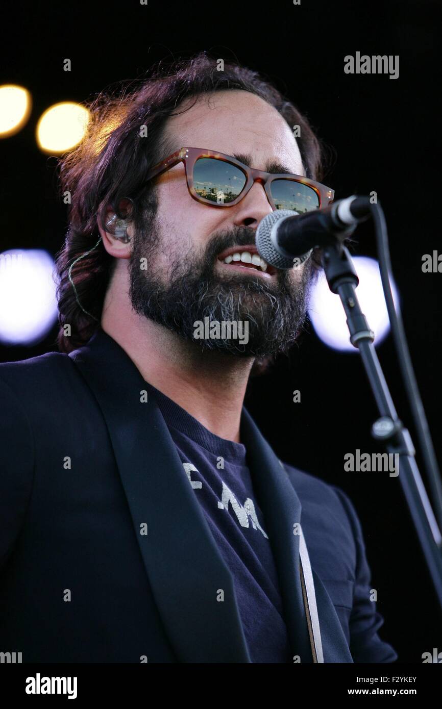 Ronnie Vannucci Jr of <b>Big Talk</b> in attendance for 2015 Life Is Beautiful ... - las-vegas-nv-usa-25th-sep-2015-ronnie-vannucci-jr-of-big-talk-in-attendance-F2YKEY