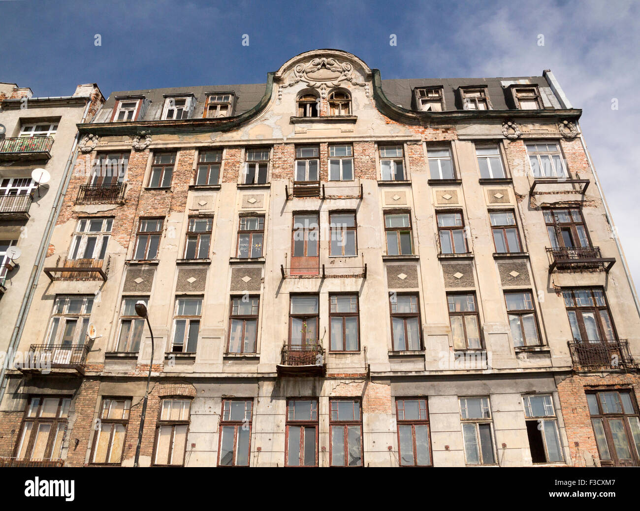 Poland Warsaw Praga District And Run Down Apartment Building Poland Warsaw Praga District And Run Down Apartment Building