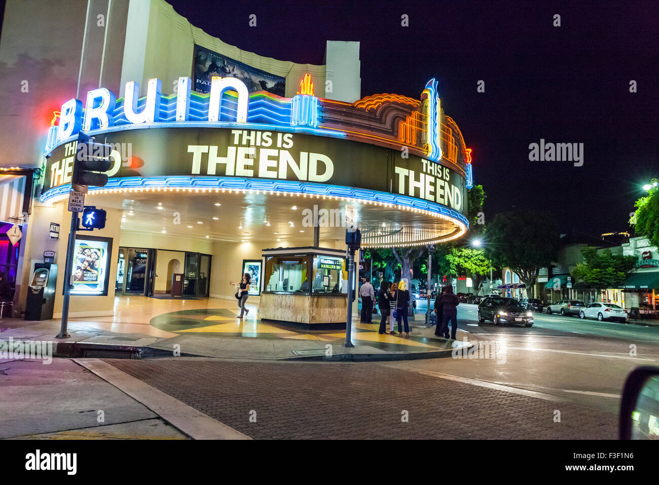the-bruin-theater-in-westwood-village-lo
