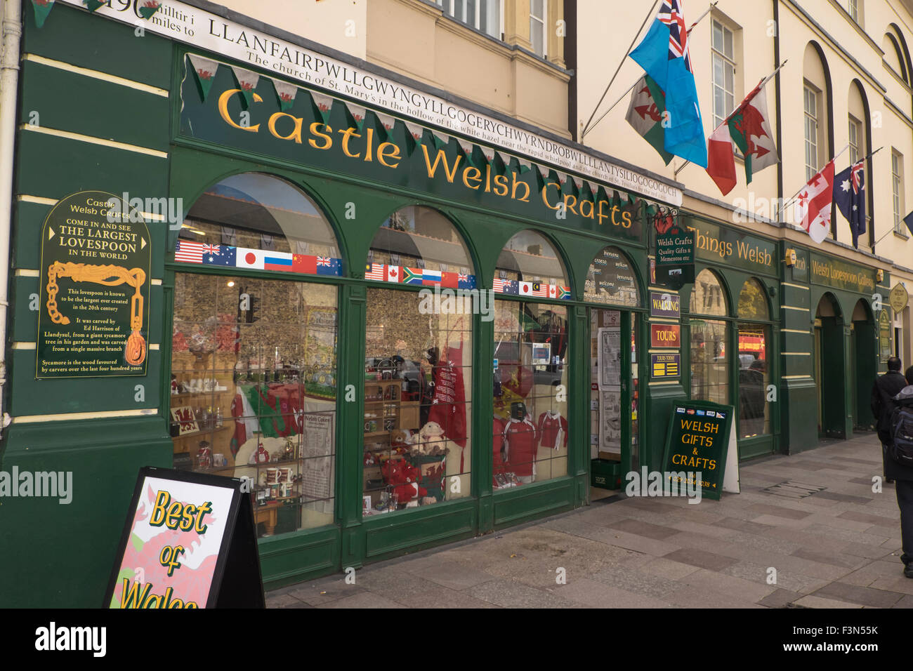 Castle Welsh Crafts Gift shop Cardiff Wales UK Stock Photo, Royalty