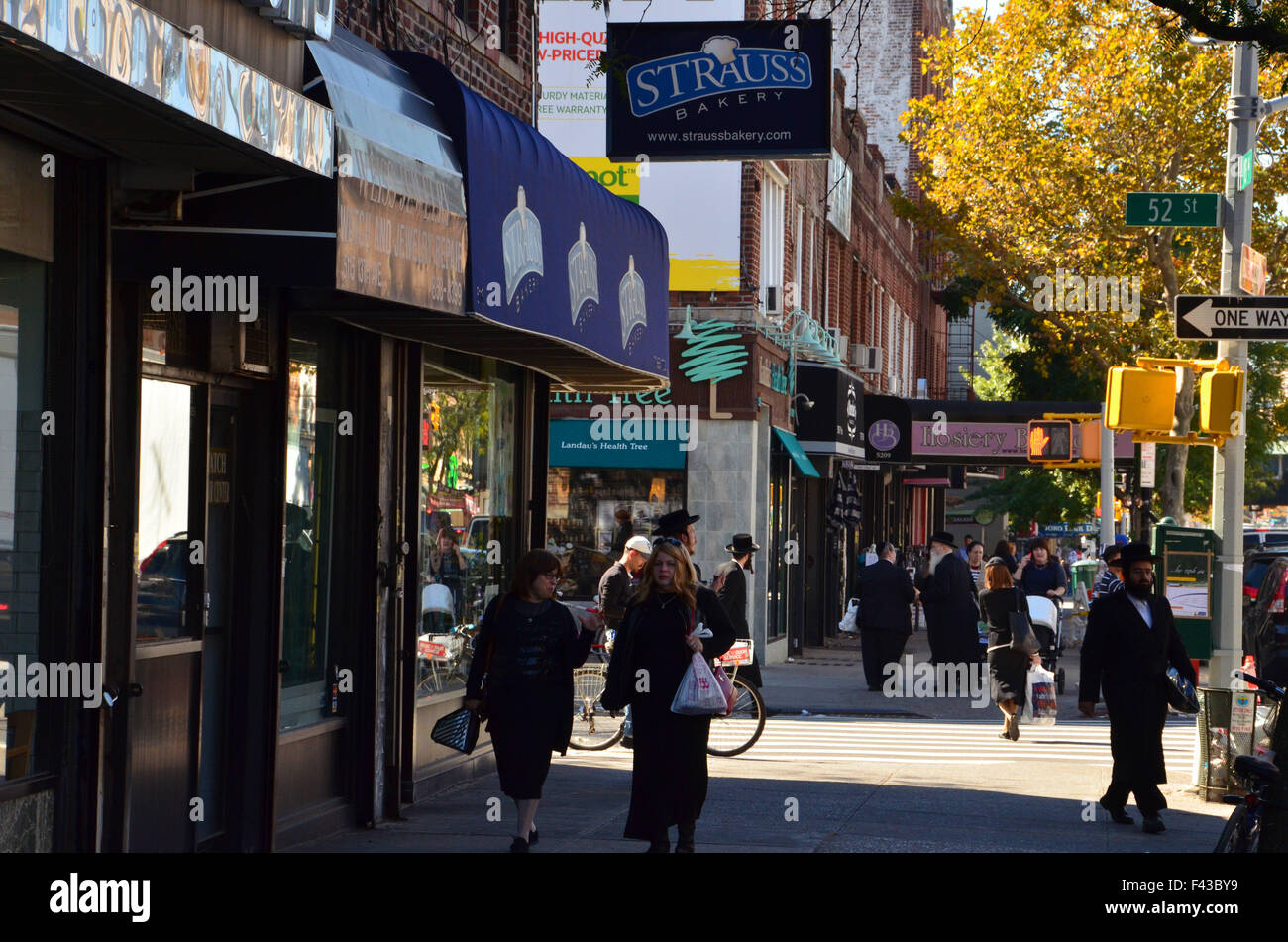 hasidic jewish life in borough park brooklyn new york USA Stock Photo