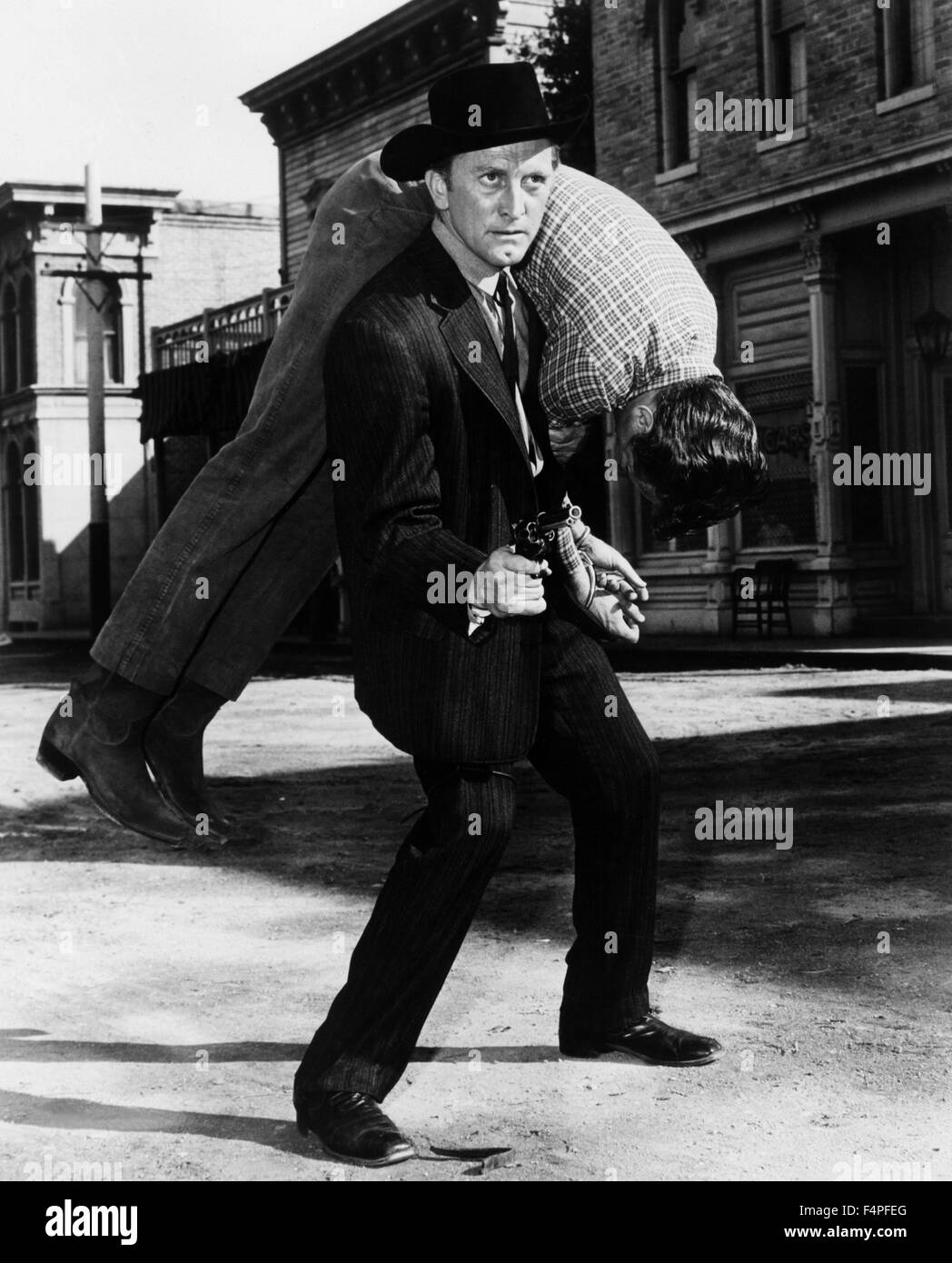Kirk Douglas / Last Train from Gun Hill / 1959 directed by John Stock Photo, Royalty ...