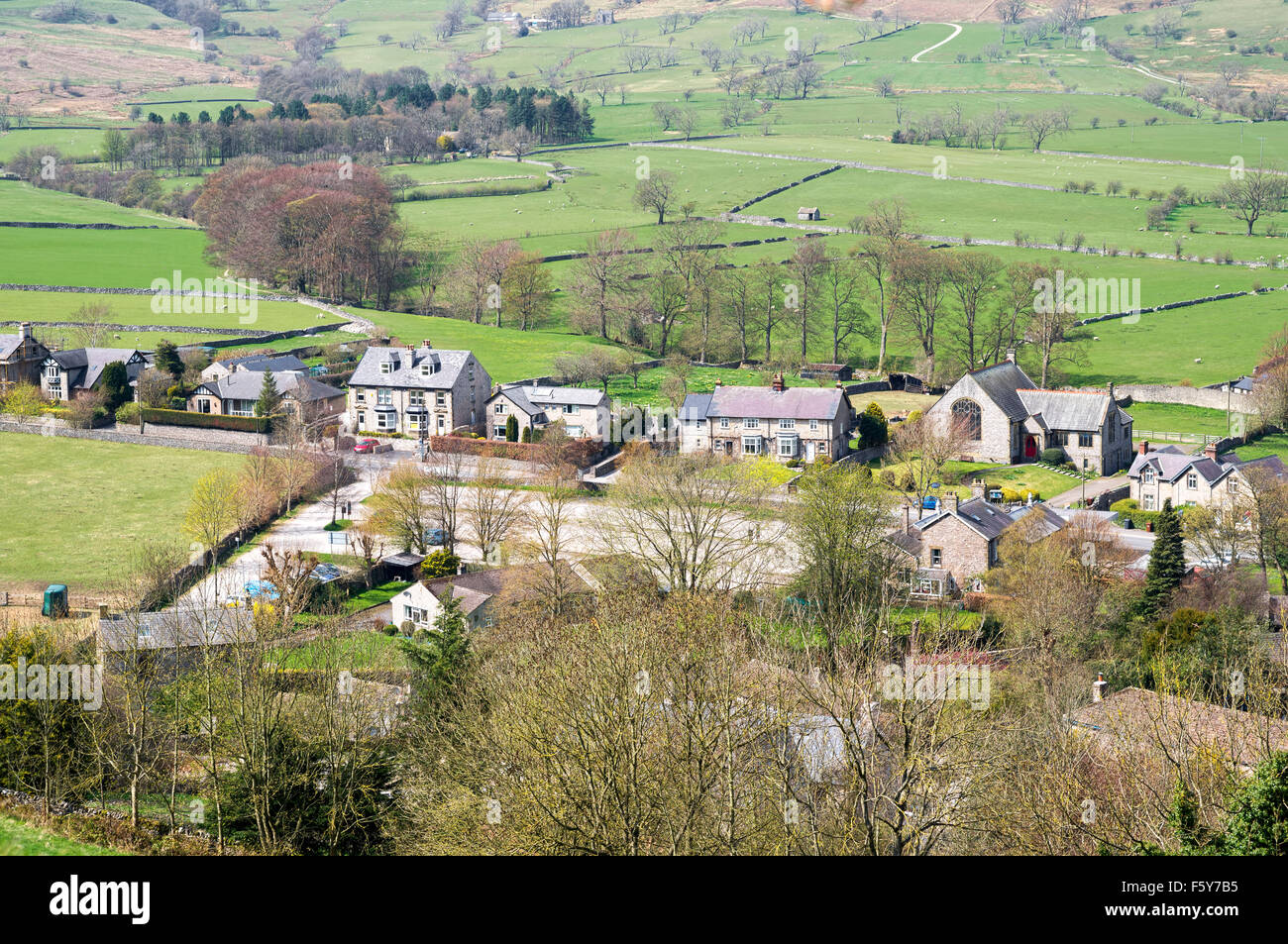 Hope Valley Peveril Castle Peak Castle Castleton Derbyshire Cavedale