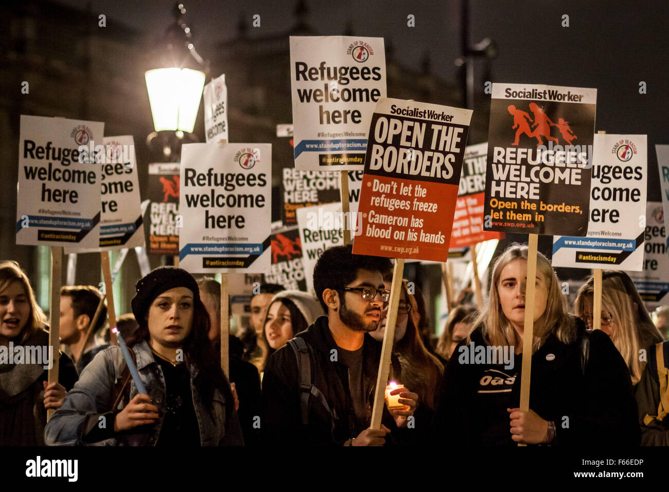 london-uk-12th-november-2015-refugees-welcome-here-protest-and-vigil-F66EDP.jpg