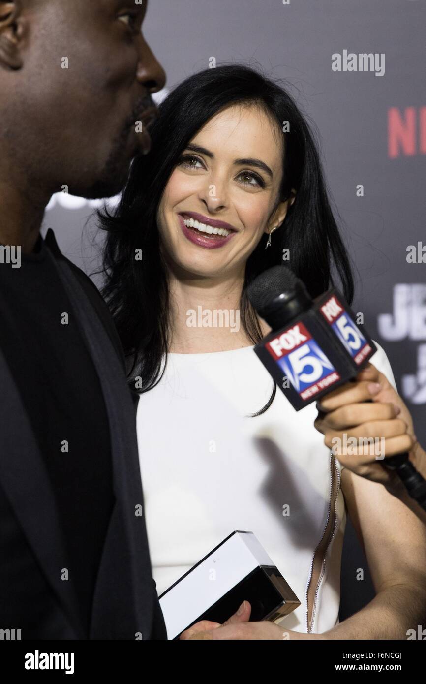 new-york-ny-usa-17th-nov-2015-mike-colter-krysten-ritter-at-arrivals-F6NCGJ.jpg