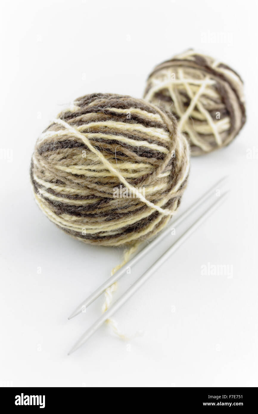 Ball Of Wool And Knitting Needles Stock Photo Alamy