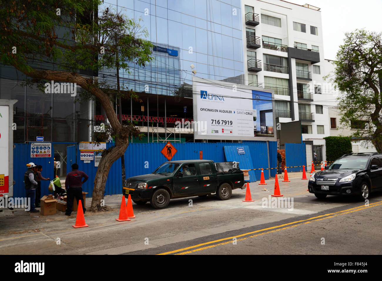Modern office building under construction, Miraflores, Lima, Peru Modern office building under construction, Miraflores, Lima, Peru