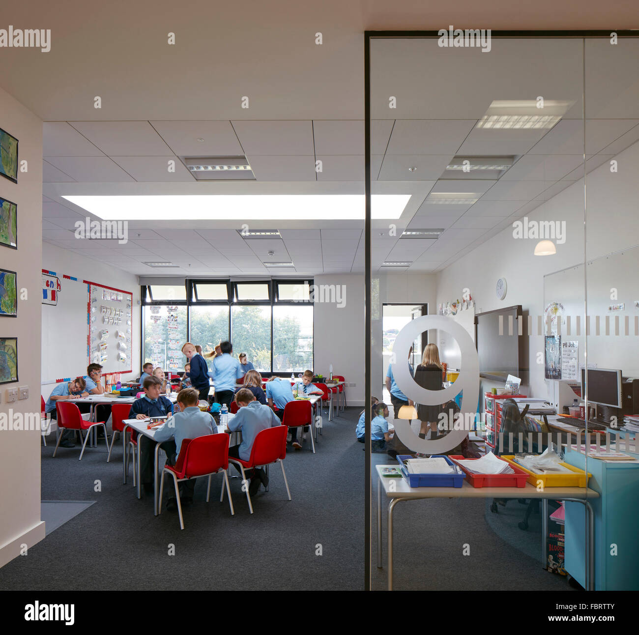 Open classroom during lesson. Lairdsland Primary School Stock Photo