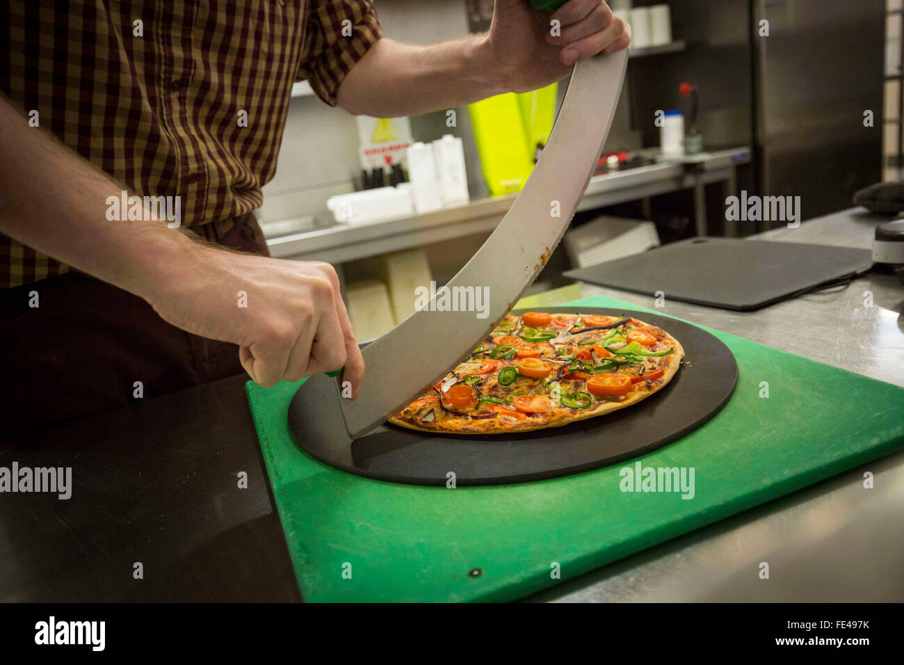 Pizza Hut Kitchen Tour delighful pizza hut kitchen roles restaurants uk chefs cooks 3 on Pizza Hut Kitchen Tour delighful pizza hut kitchen roles restaurants uk chefs cooks 3 on
