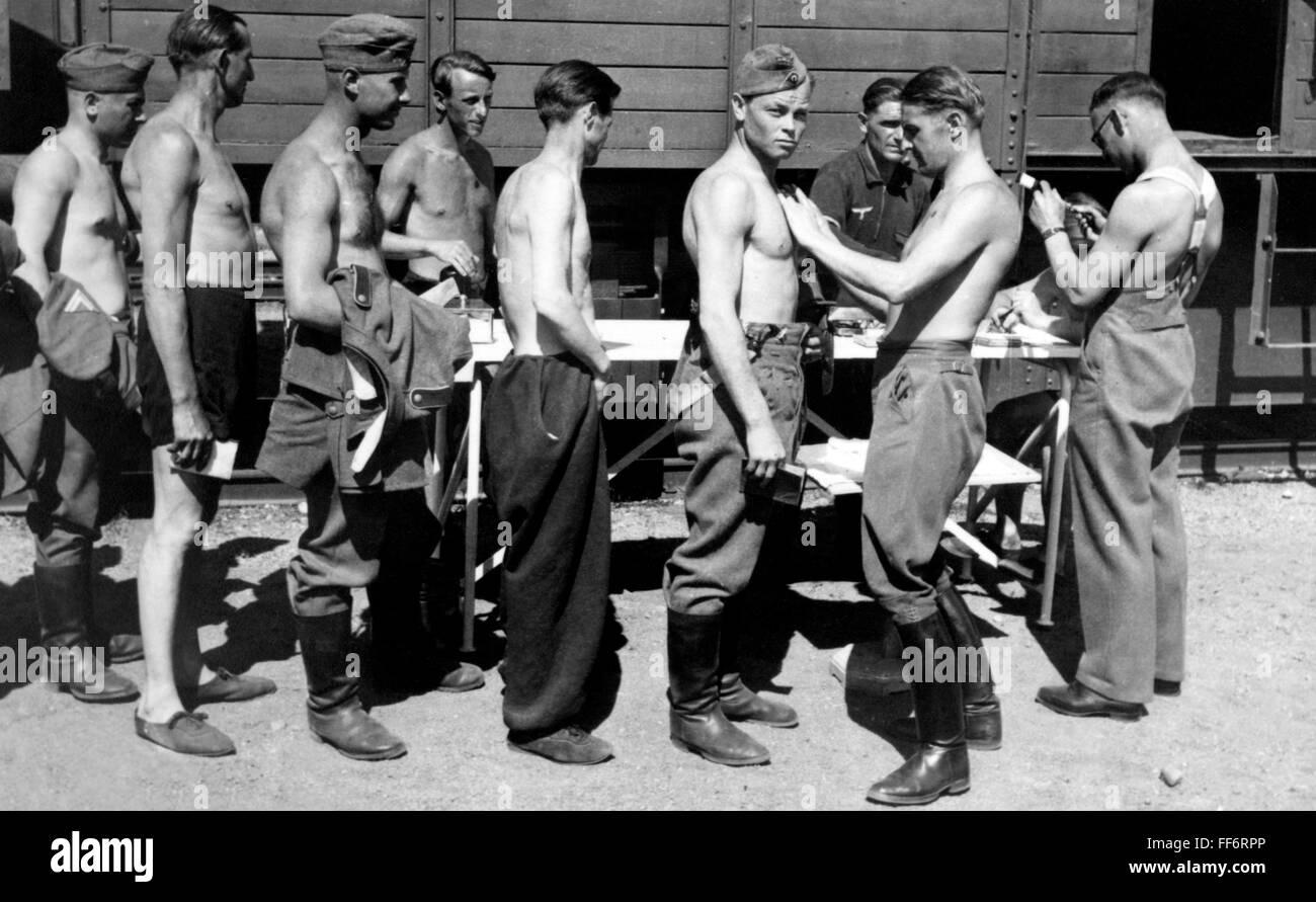 Medical examination of German military railway engineers, circa 1942