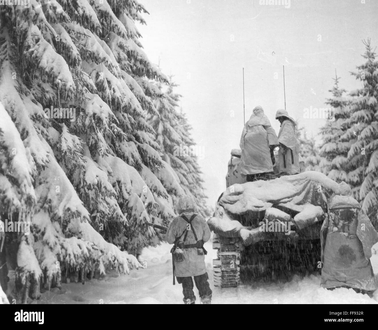 WWII BATTLE OF THE BULGE NTanks And Infantrymen Of The 82nd Airborne