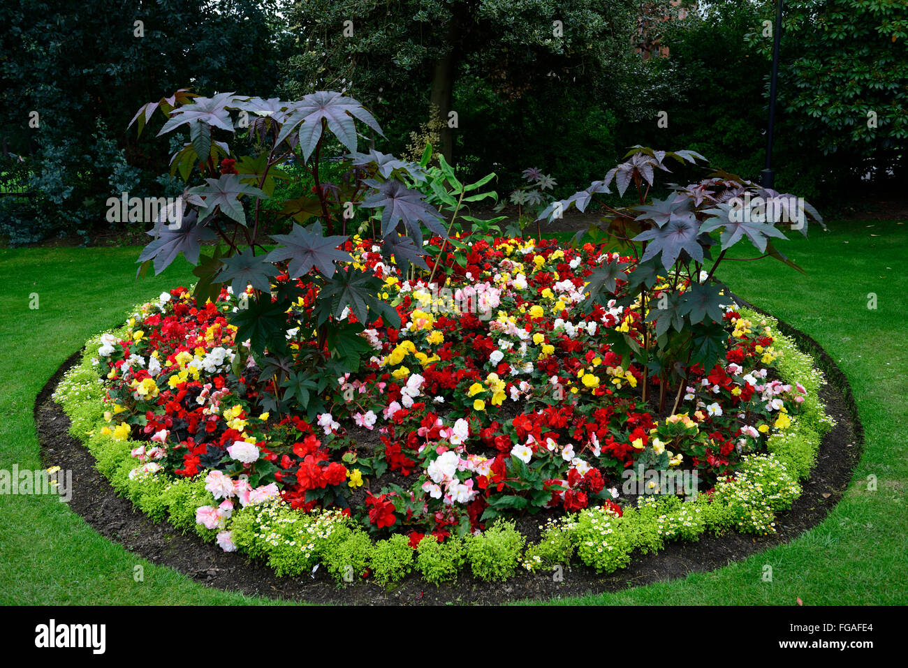 Round Gardens Home Design Round Gardens Home Design