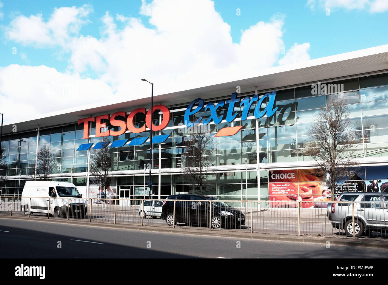 Slough Berkshire UK Tesco Extra superstore Stock Photo, Royalty Free Image 98751787 Alamy