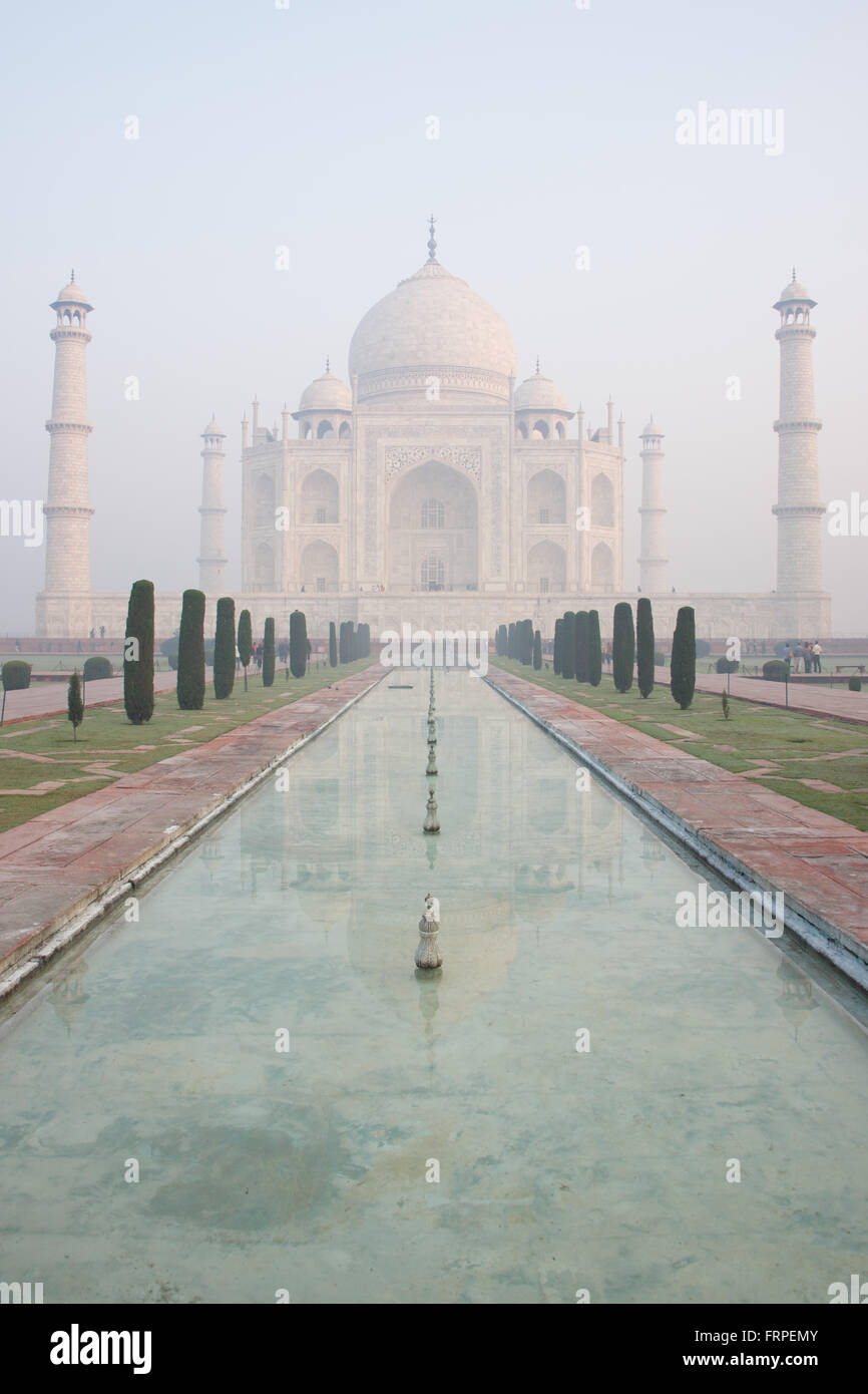 Taj Mahal Pools Hi Res Stock Photography And Images Alamy