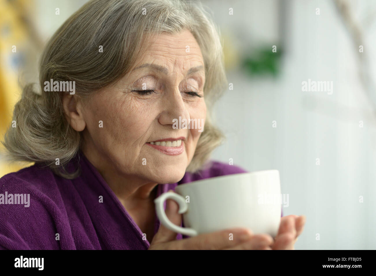 Beautiful Mature Woman Stock Photo Alamy