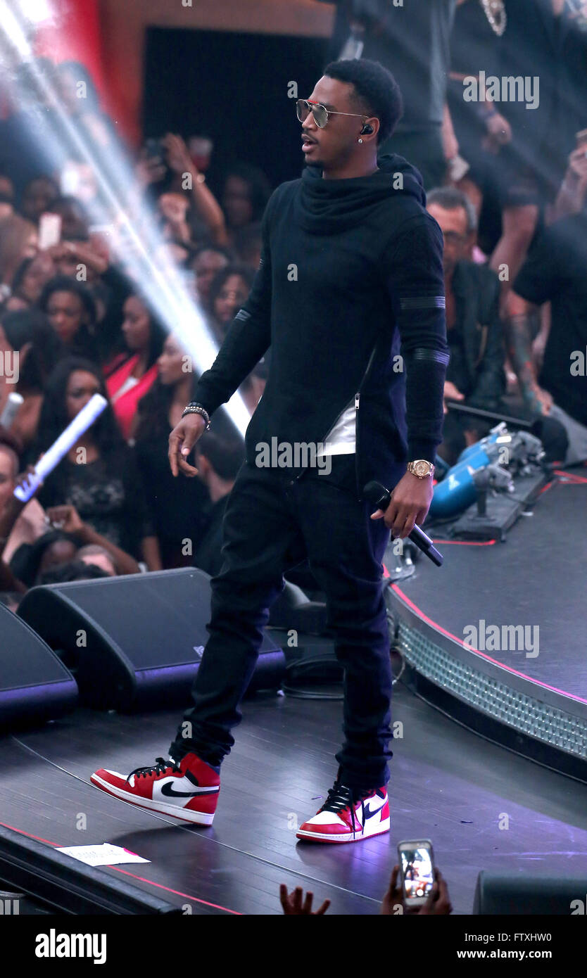 Trey Songz Delivers First Ever Performance Of New Mixtape To Whom It