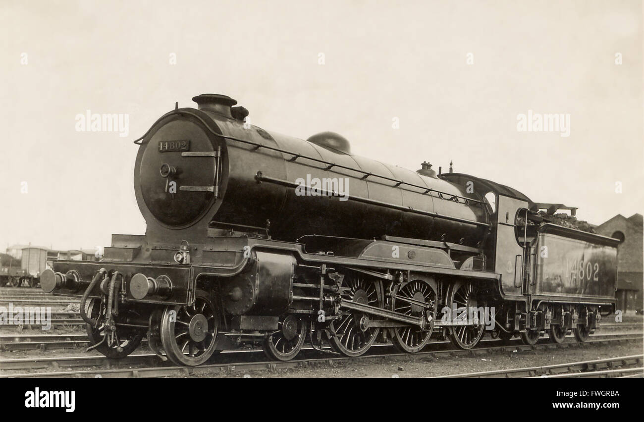 caledonian-railway-4-6-0-steam-locomotive-no-958-of-the-956-class-FWGRBA.jpg