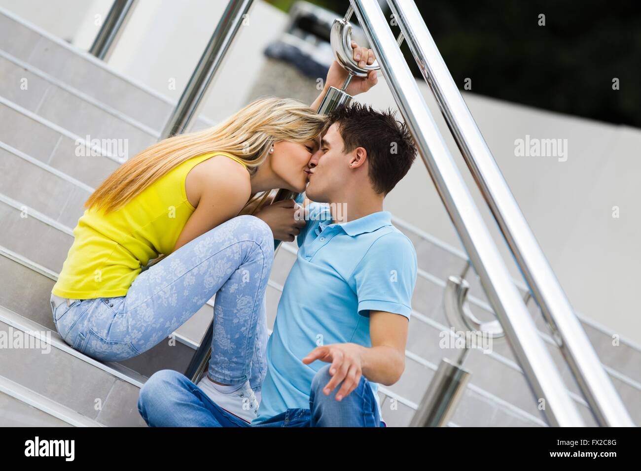 How To Kiss Kissing Teens 76