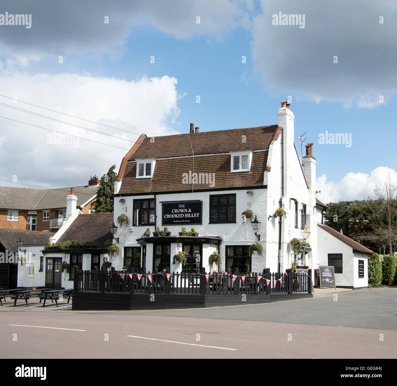 The Crown and Crooked Billet pub in Wood Green, Chigwell, Essex Stock