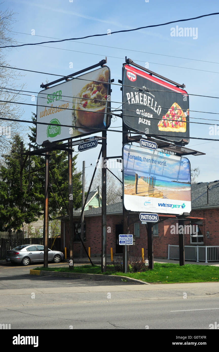 Large Billboards Hi Res Stock Photography And Images Alamy