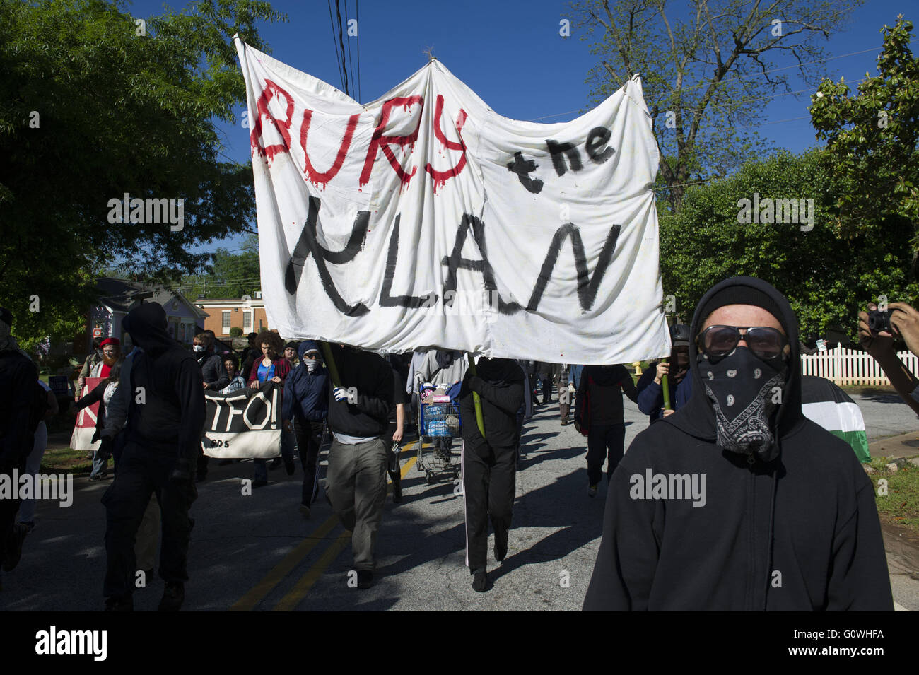 the ku klux klan an anti black group in america Abstract in the 1960s, the leader of the largest ku klux klan organization in the united states presumed that the federal bureau of investigation was a meritorious ally engaged in a common battle against communist subversion. the ku klux klan an anti black group in america Abstract in the 1960s, the leader of the largest ku klux klan organization in the united states presumed that the federal bureau of investigation was a meritorious ally engaged in a common battle against communist subversion.