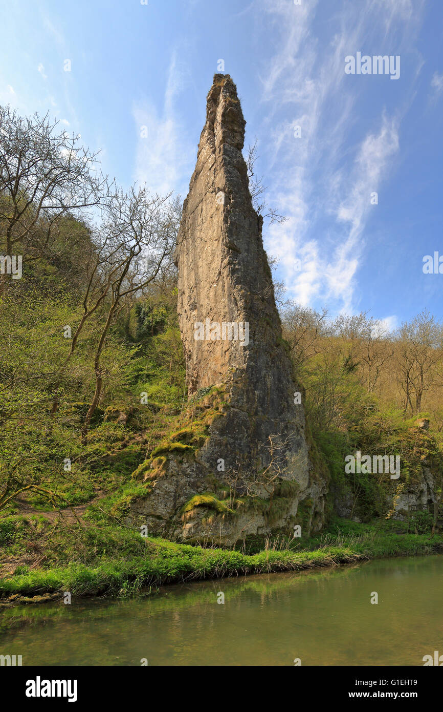 Dovedale limestone rocks essay 05 picture