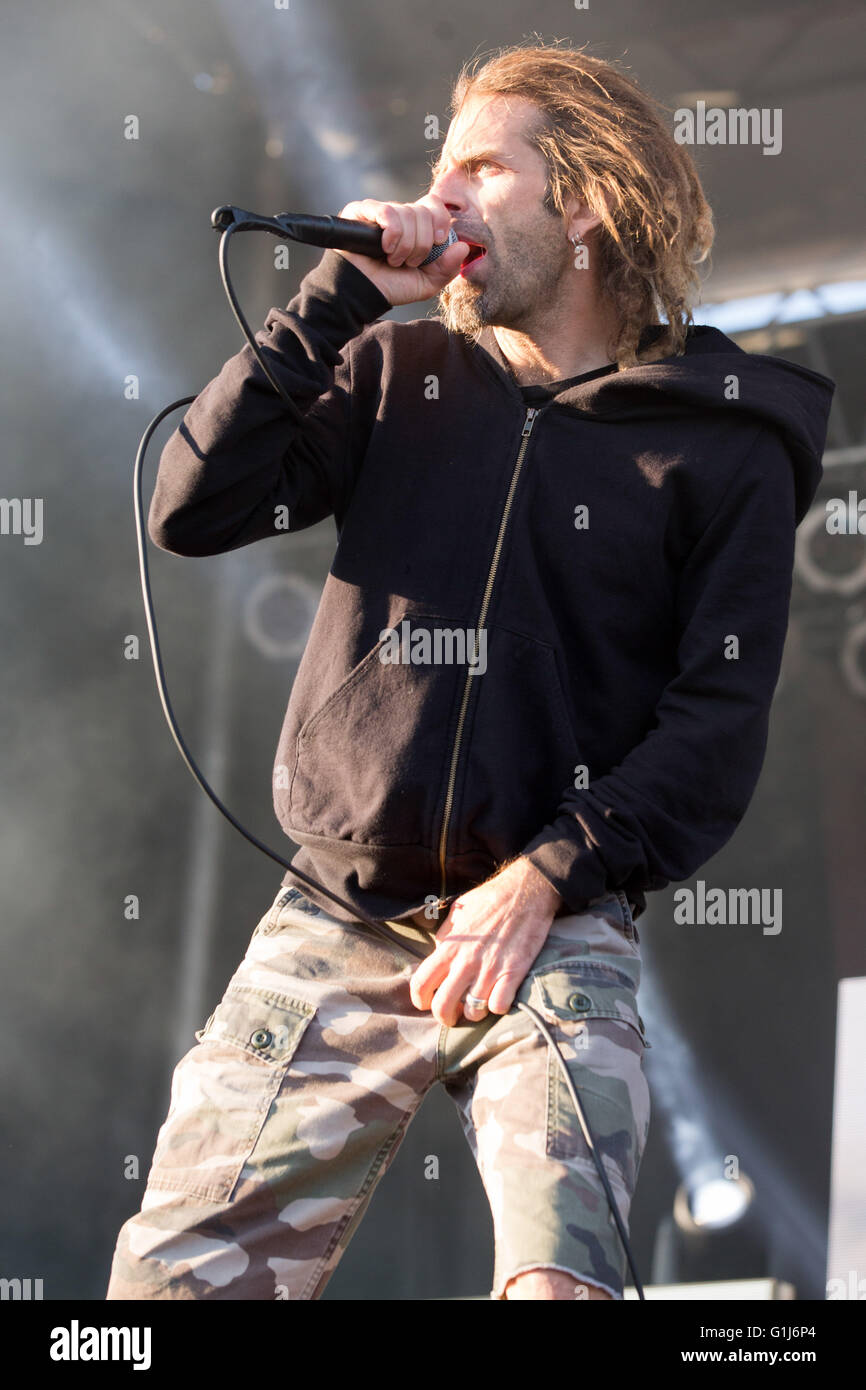 Somerset, Wisconsin, USA. 14th May, 2016. Singer RANDY BLYTHE of ... for Lamb Of God Live 2016
117dqh Somerset, Wisconsin, USA. 14th May, 2016. Singer RANDY BLYTHE of ... for Lamb Of God Live 2016
117dqh