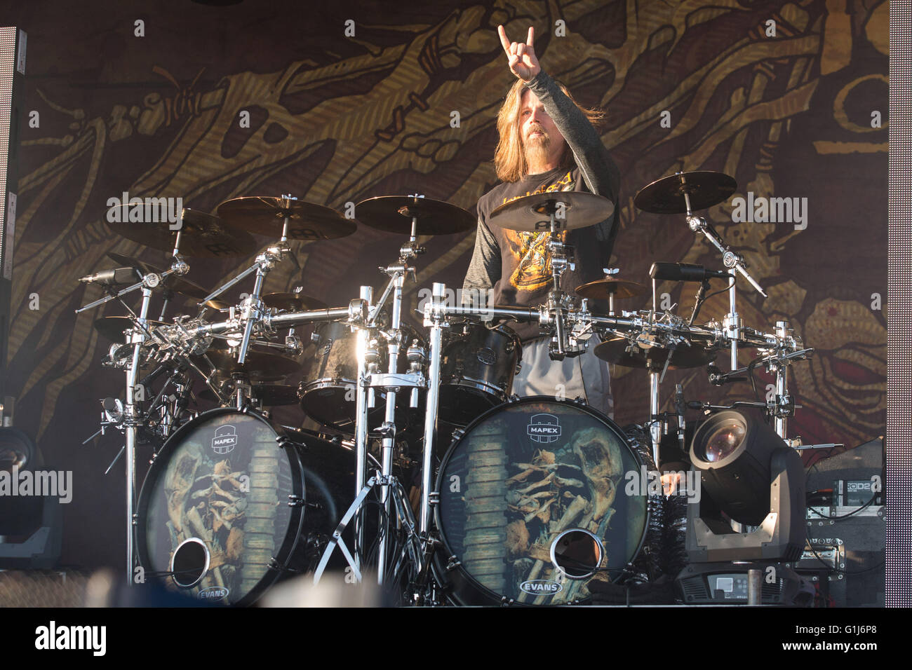 Somerset, Wisconsin, USA. 14th May, 2016. Drummer CHRIS ADLER of ... for Lamb Of God Live 2016
53kxo Somerset, Wisconsin, USA. 14th May, 2016. Drummer CHRIS ADLER of ... for Lamb Of God Live 2016
53kxo