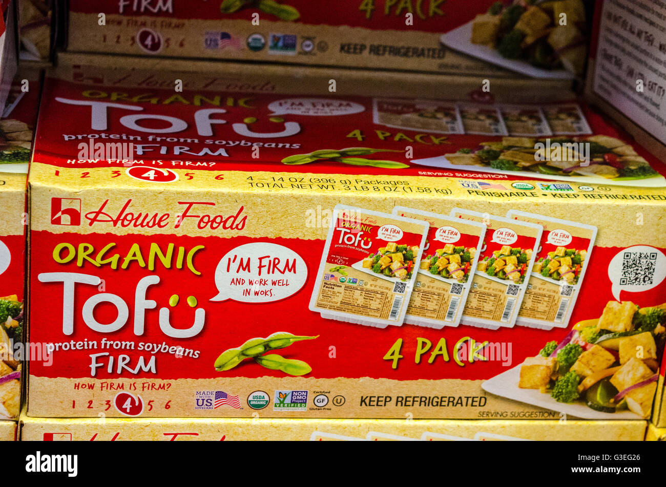 organic-tofu-at-a-costco-store-in-san-leandro-california-stock-photo