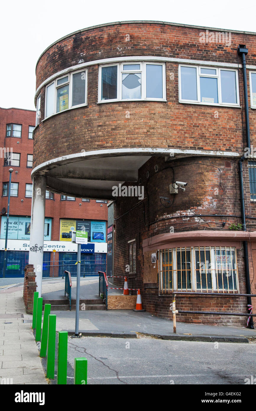 The Old Red Bus Station, Vicar Lane, Leeds Stock Photo, Royalty Free Image 106043506 Alamy