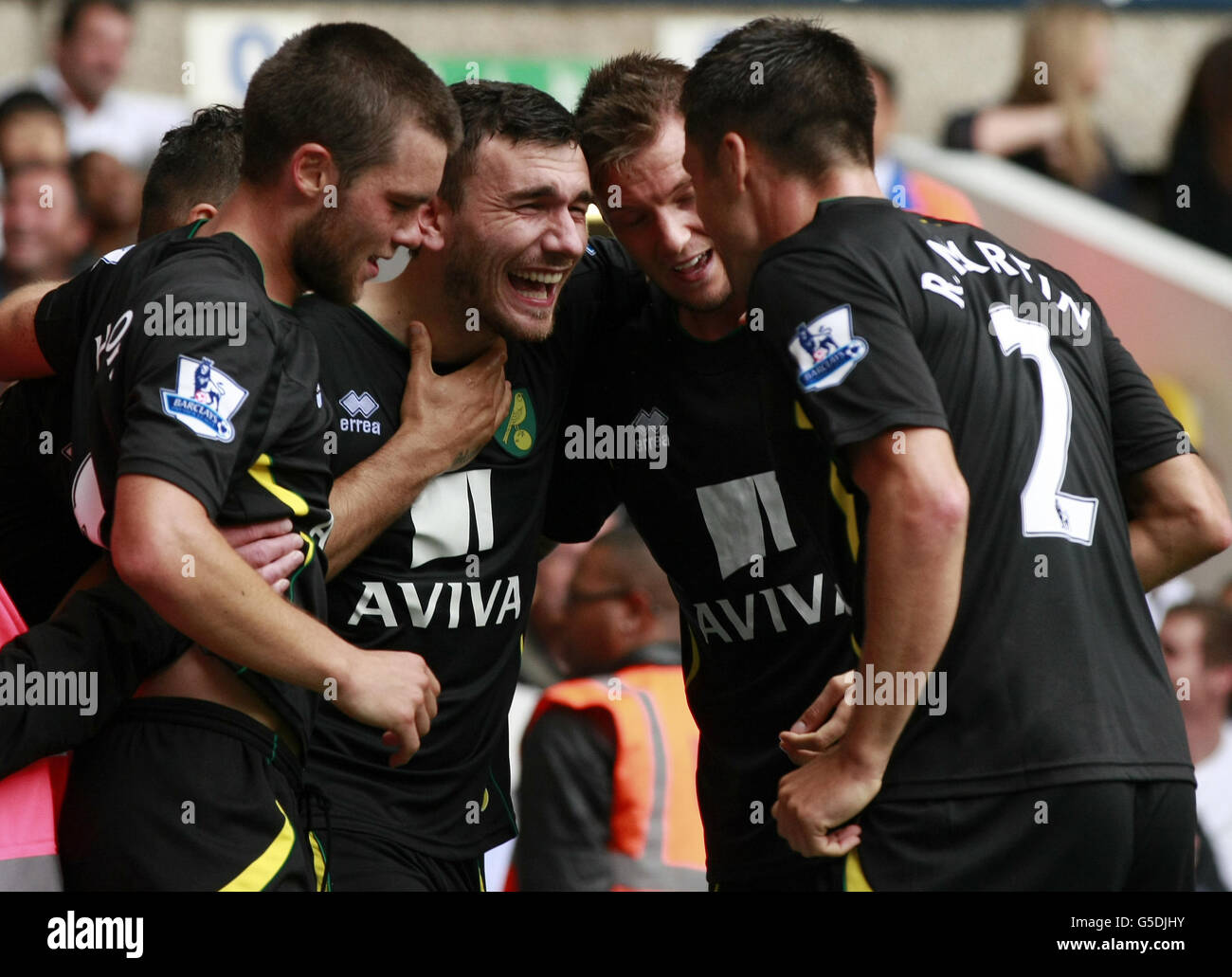 Team Mates Robert Snodgrass Hi Res Stock Photography And Images Alamy